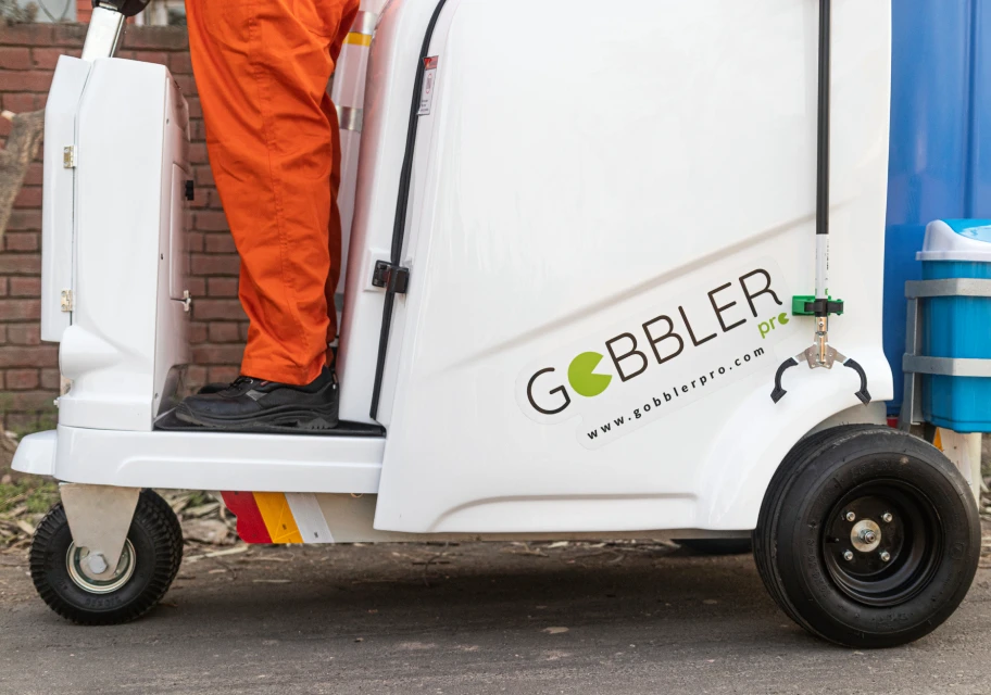 Outdoor Cleaning Machines